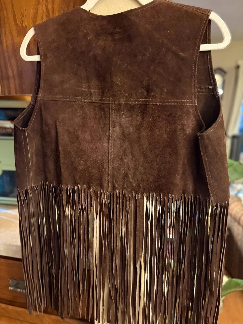 VINTAGE TEPEE TOWN NY FRINGE VEST - Picture 5 of 10